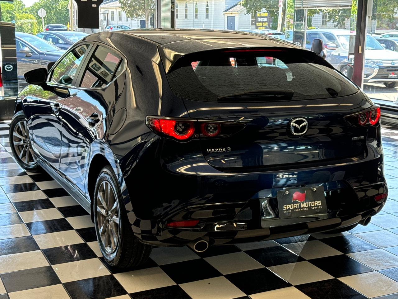 2021 Mazda MAZDA3 GS Sport+BSM+LKA+New Tires+Brakes+CLEAN CARFAX - Photo #15