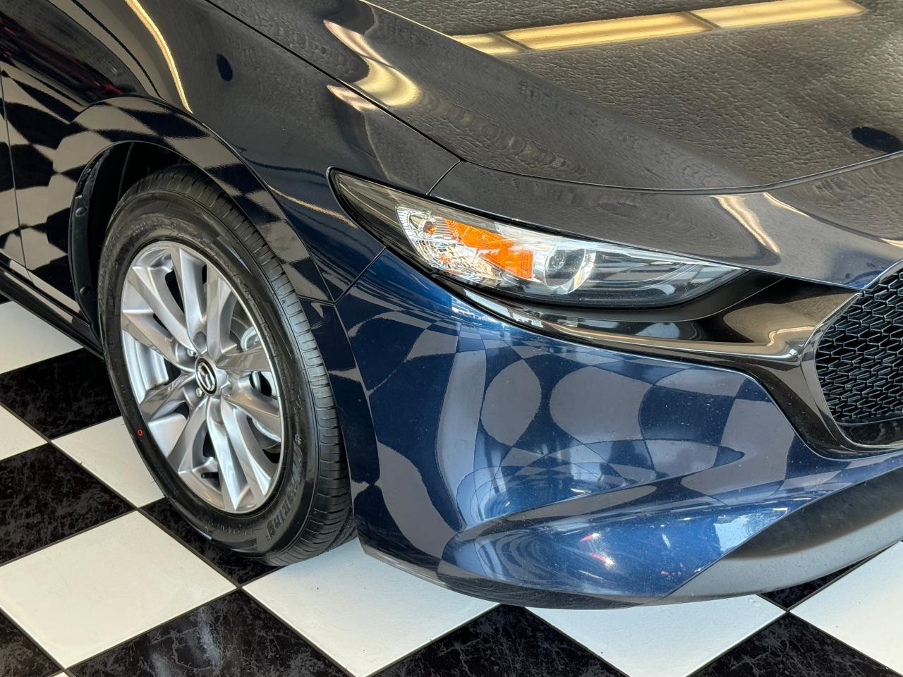 2021 Mazda MAZDA3 GS Sport+BSM+LKA+New Tires+Brakes+CLEAN CARFAX Photo98