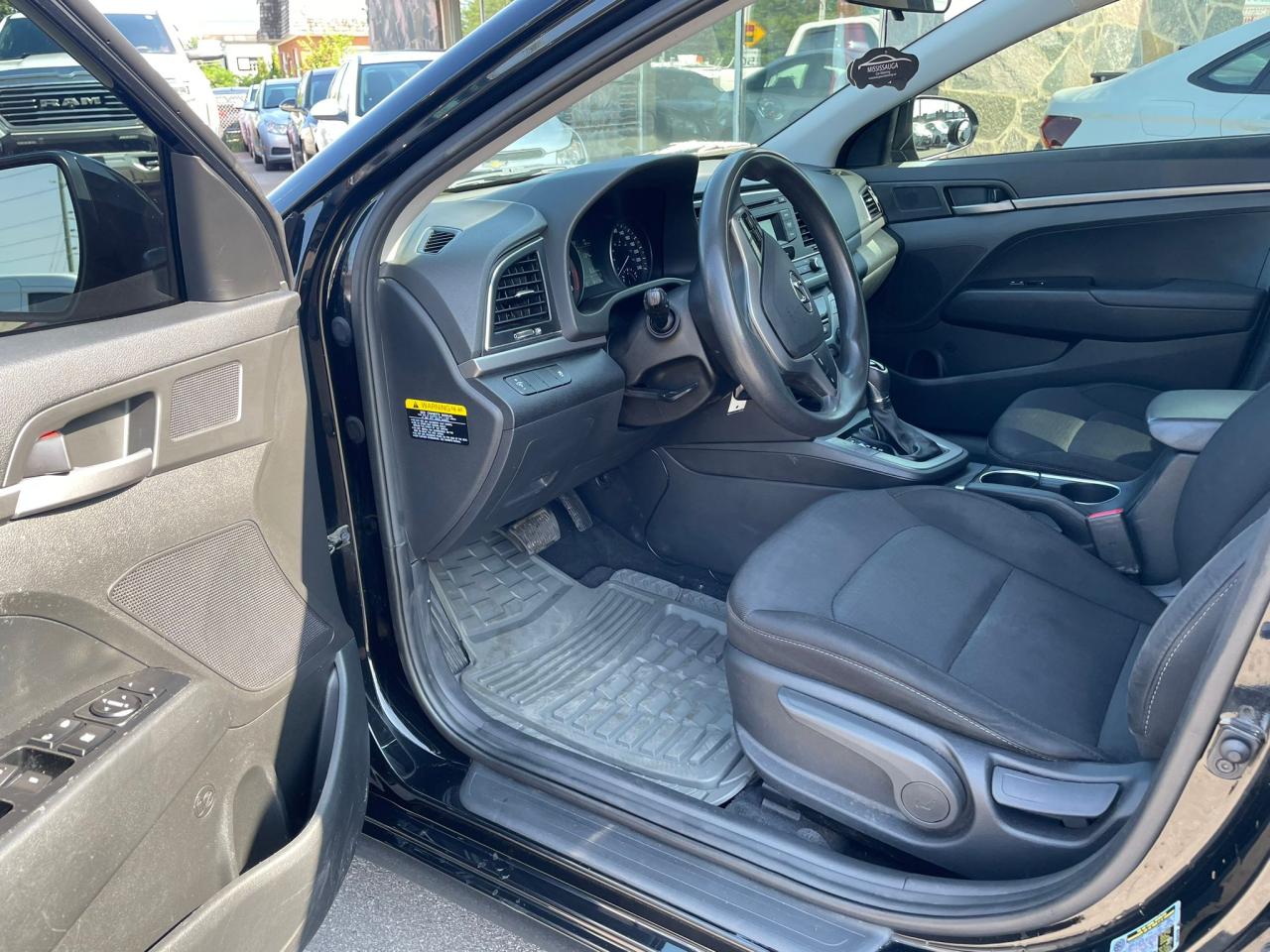 2017 Hyundai Elantra AUTO SEDAN BLUE TOOTH PW PL PM H-SEATS - Photo #13
