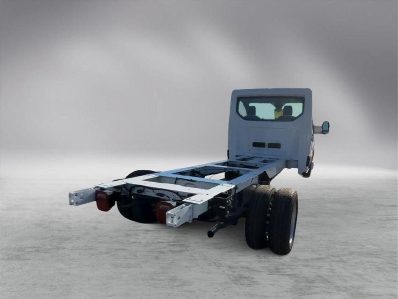 2024 Ford Transit Chassis Cab BASE Photo2