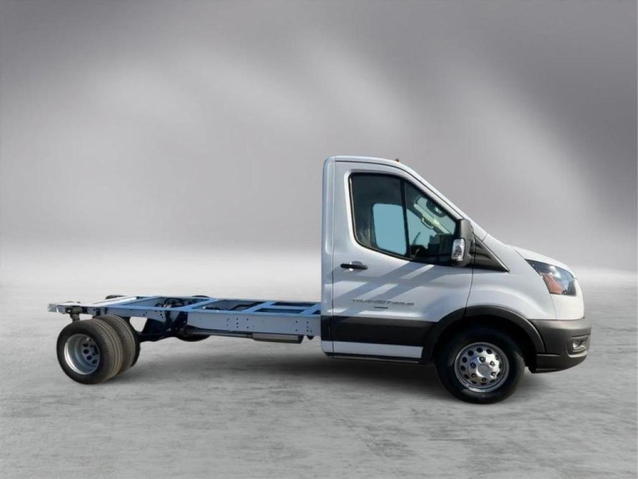 2024 Ford Transit Chassis Cab BASE Photo3