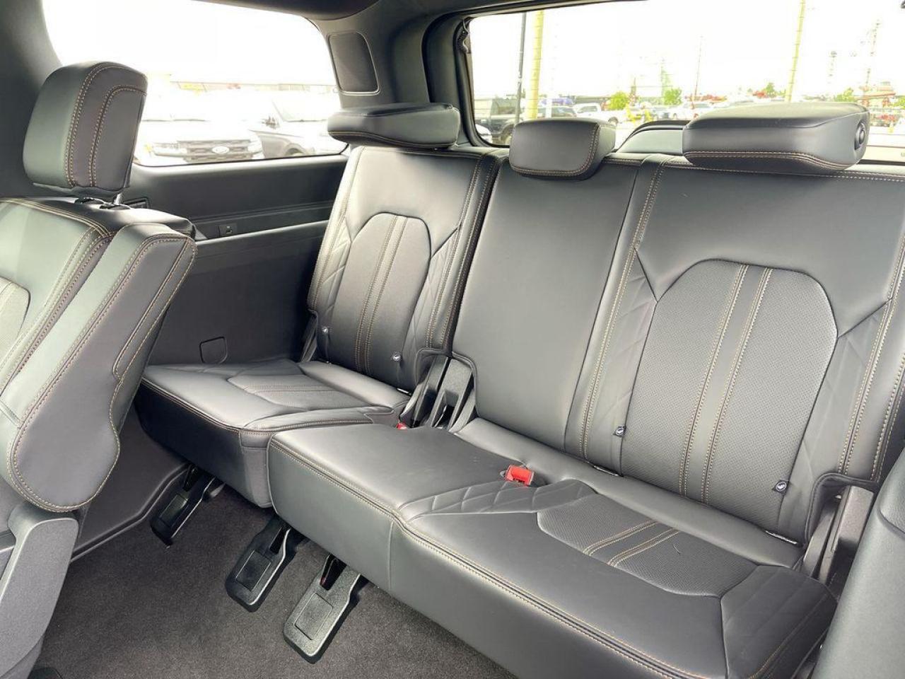 2024 Ford Expedition Platinum 600A Photo5