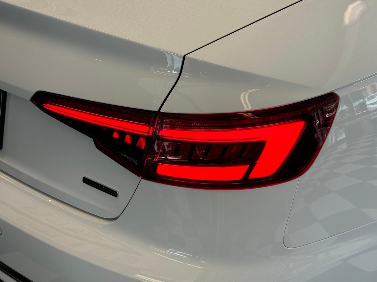 2019 Audi A4 Komfort Quattro AWD+New Tires+Brakes+CLEAN CARFAX - Photo #69