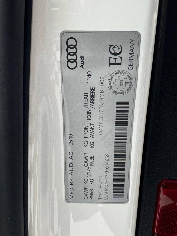 2019 Audi A4 Komfort Quattro AWD+New Tires+Brakes+CLEAN CARFAX - Photo #46