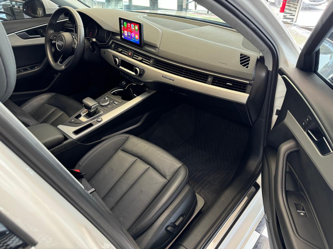 2019 Audi A4 Komfort Quattro AWD+New Tires+Brakes+CLEAN CARFAX - Photo #22