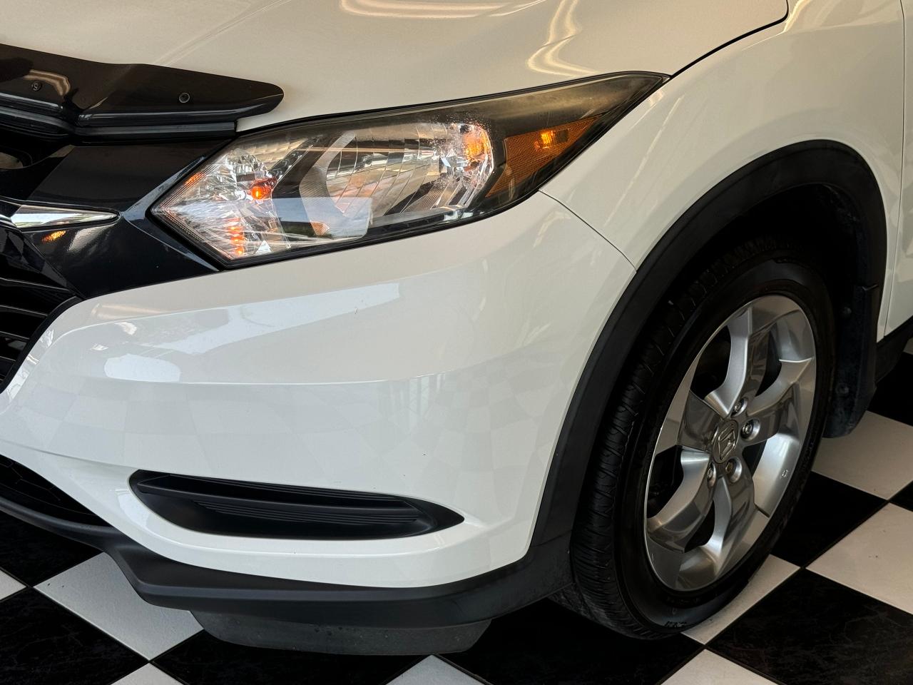 2017 Honda HR-V LX AWD+New Brakes+Camera+Heated Seats+CLEAN CARFAX - Photo #36