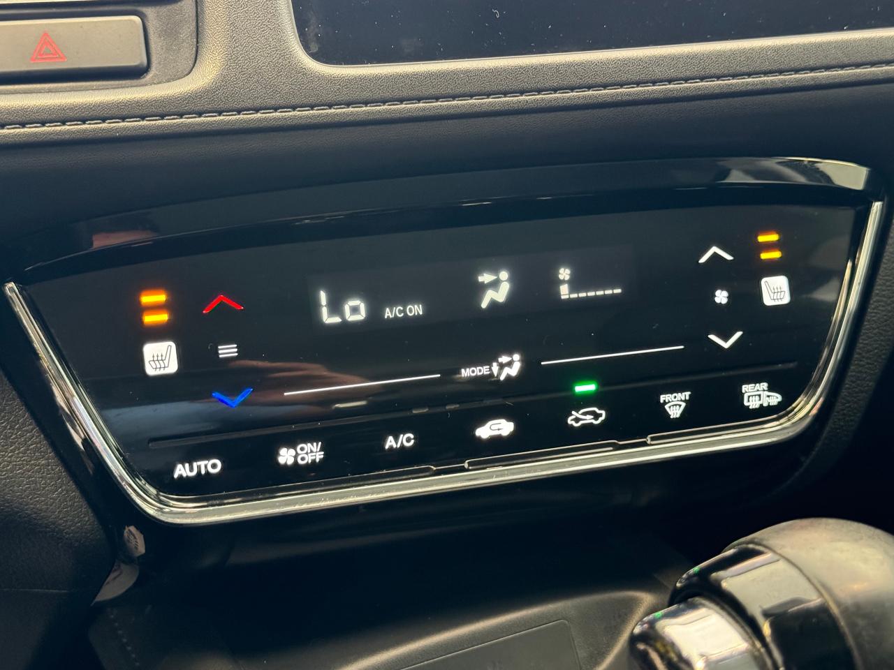 2017 Honda HR-V LX AWD+New Brakes+Camera+Heated Seats+CLEAN CARFAX - Photo #32