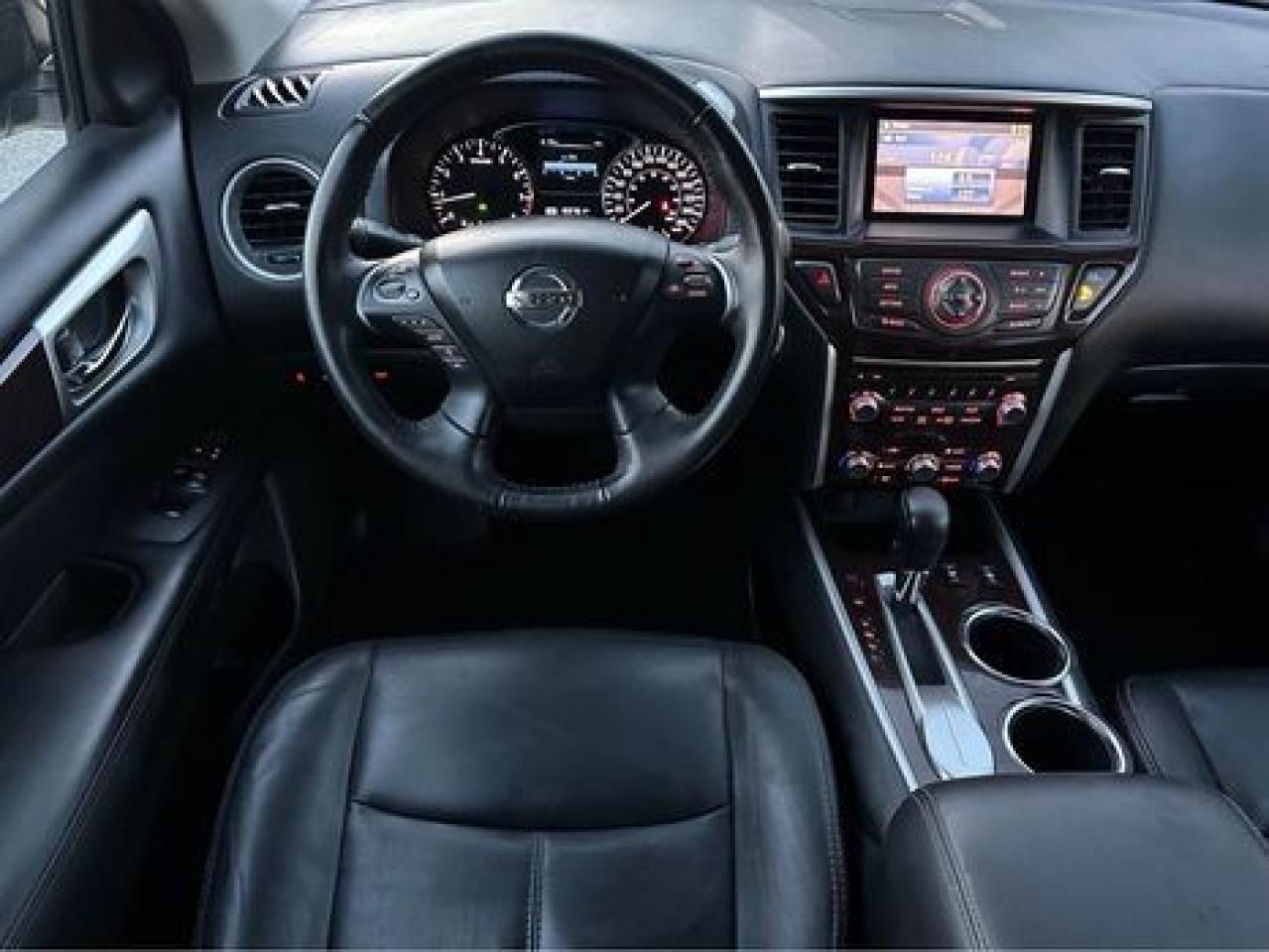 2014 Nissan Pathfinder 7 Seats - No Accidents Photo2