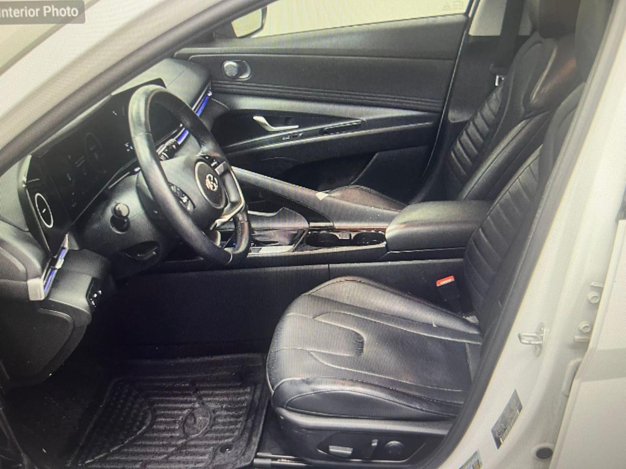 2022 Hyundai Elantra Ultimate Tech Photo3