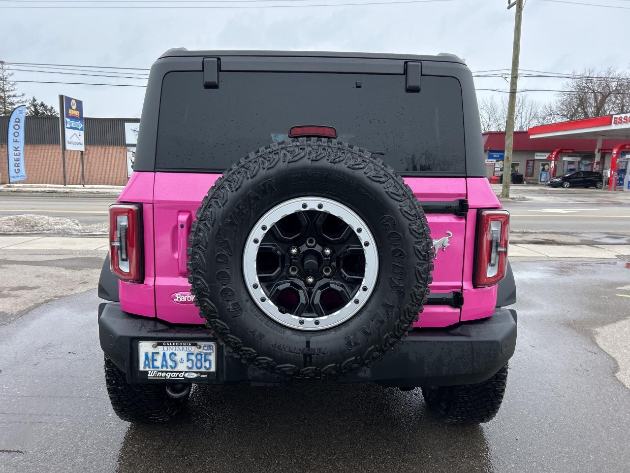 2024 Ford Bronco OUTER BANKS 4 DOOR 4X4 Photo