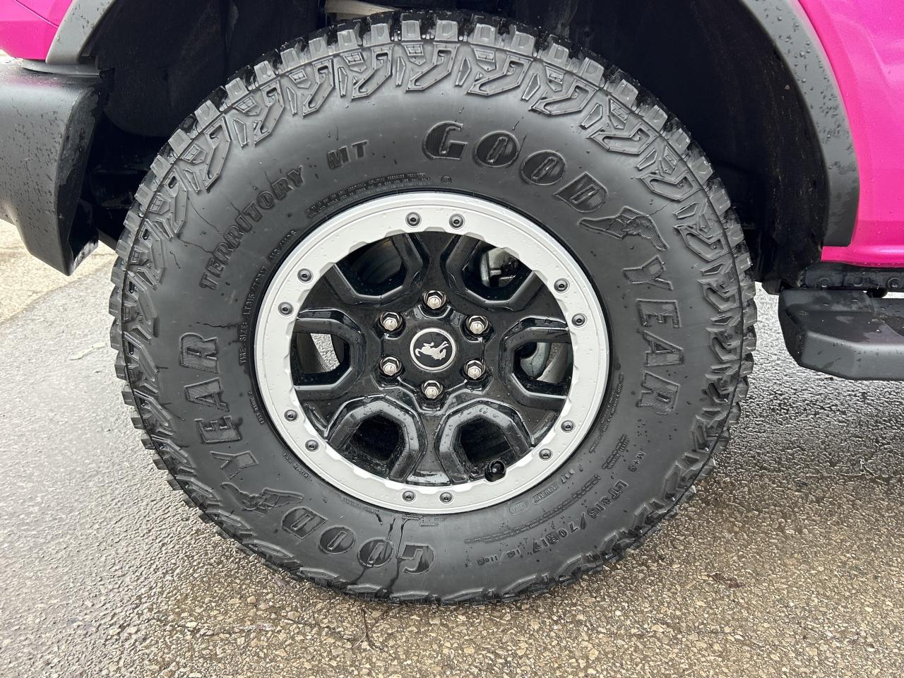 2024 Ford Bronco OUTER BANKS 4 DOOR 4X4 Photo