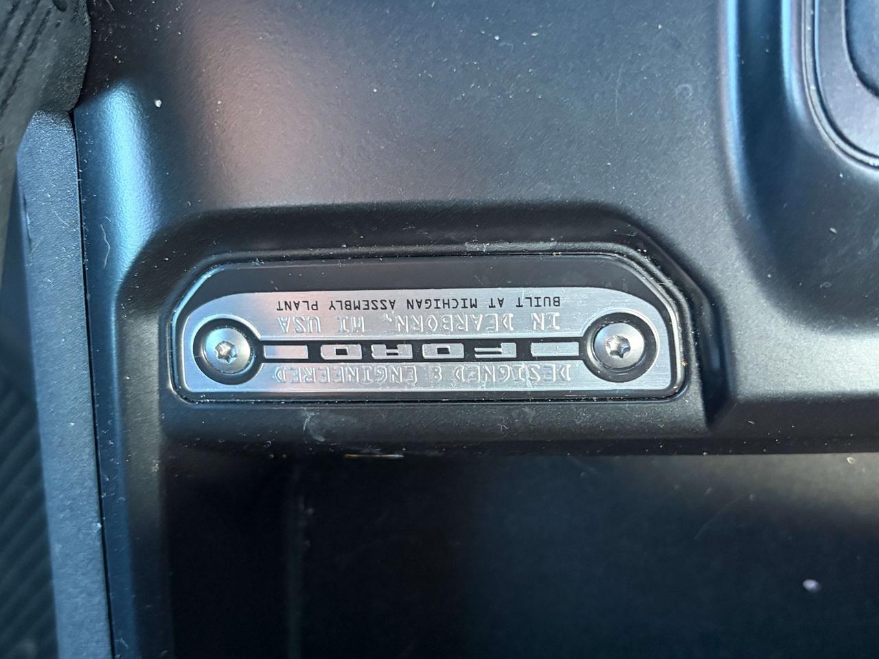 2024 Ford Bronco OUTER BANKS 4 DOOR 4X4 Photo