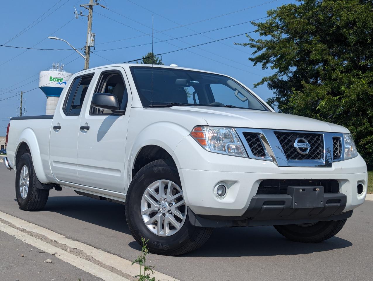 Used 2015 Nissan Frontier SV V6 4X4 AUTO CREWCAB 6 FOOT BOX for sale in Paris, ON