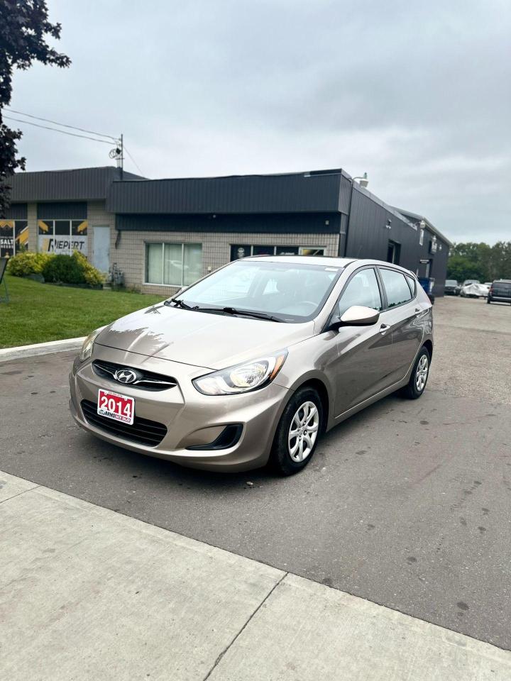 Used 2014 Hyundai Accent 5dr HB Auto for sale in Waterloo, ON