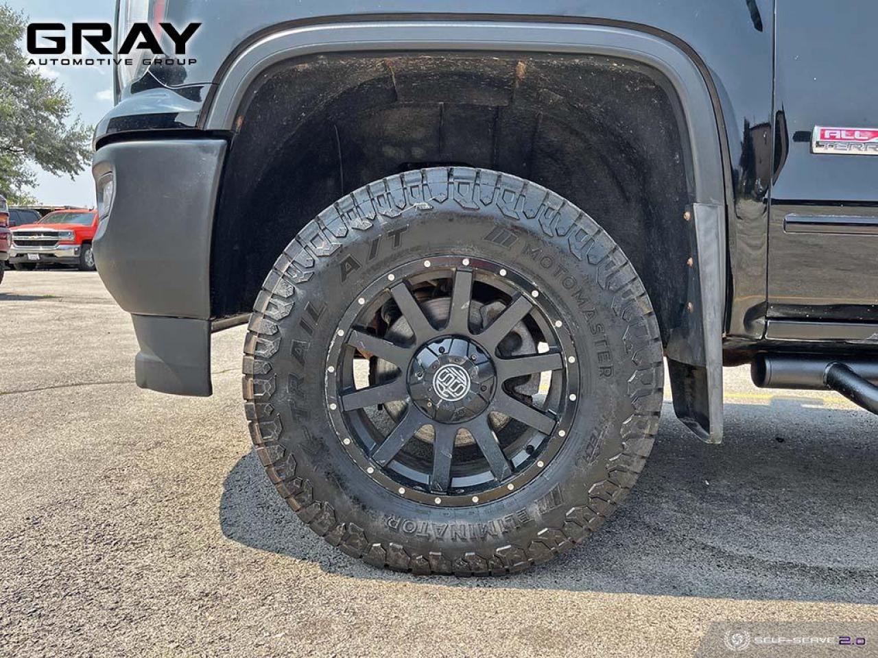 2018 GMC Sierra 1500 SLT/LEATHER - Photo #9