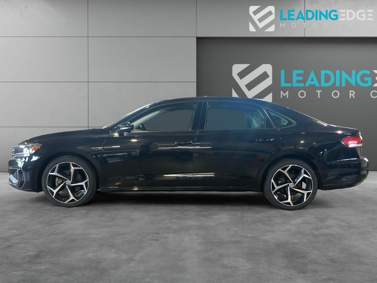 2020 Volkswagen Passat Execline HIGHLINE R-LINE Photo2