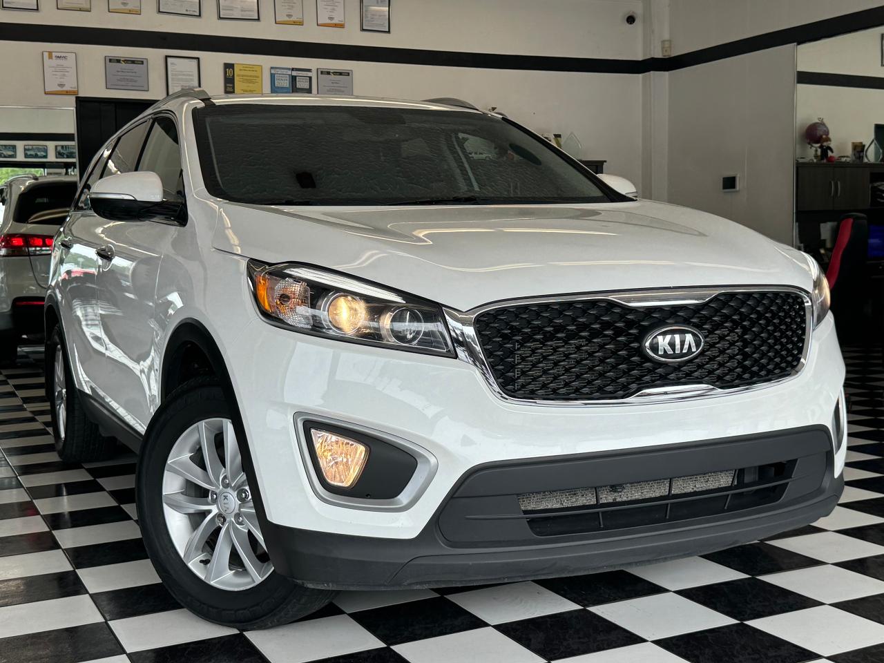 2018 Kia Sorento LX AWD V6 7 Passenger+ApplePlay+BSM+Heated Seats - Photo #15
