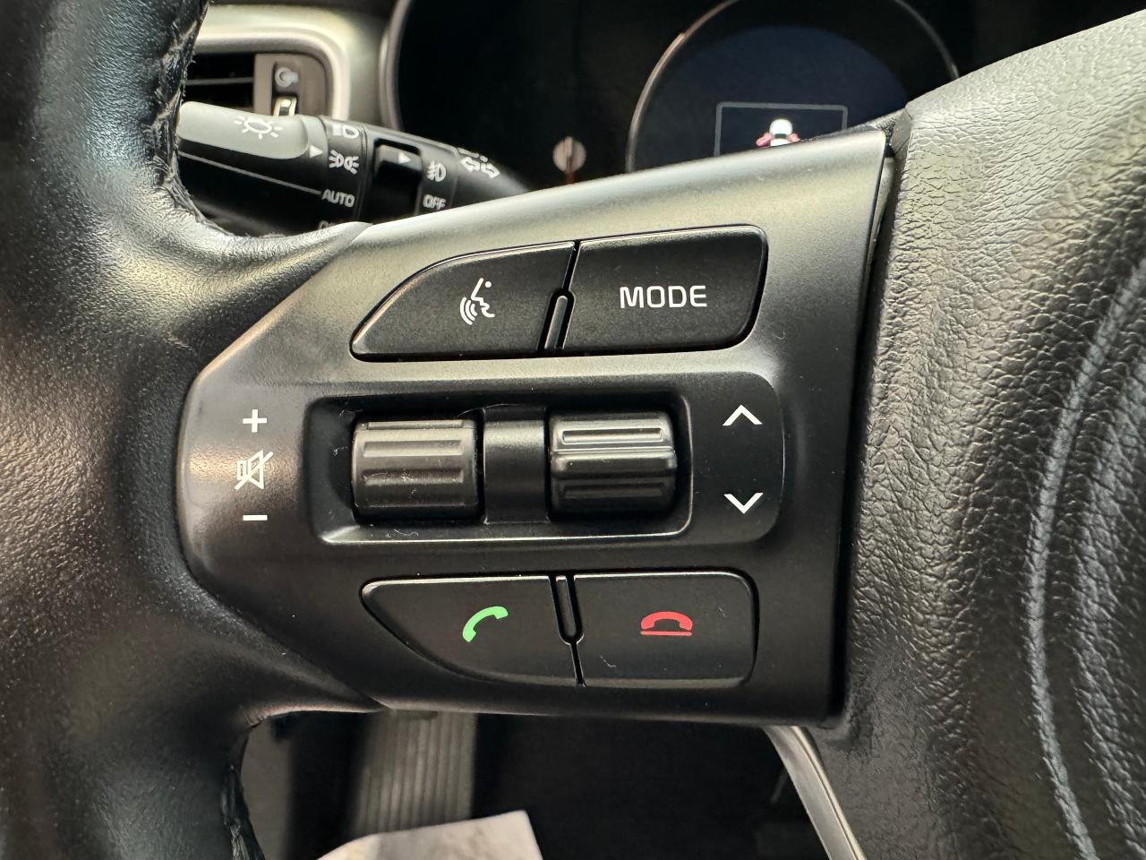 2018 Kia Sorento LX AWD V6 7 Passenger+ApplePlay+BSM+Heated Seats - Photo #44