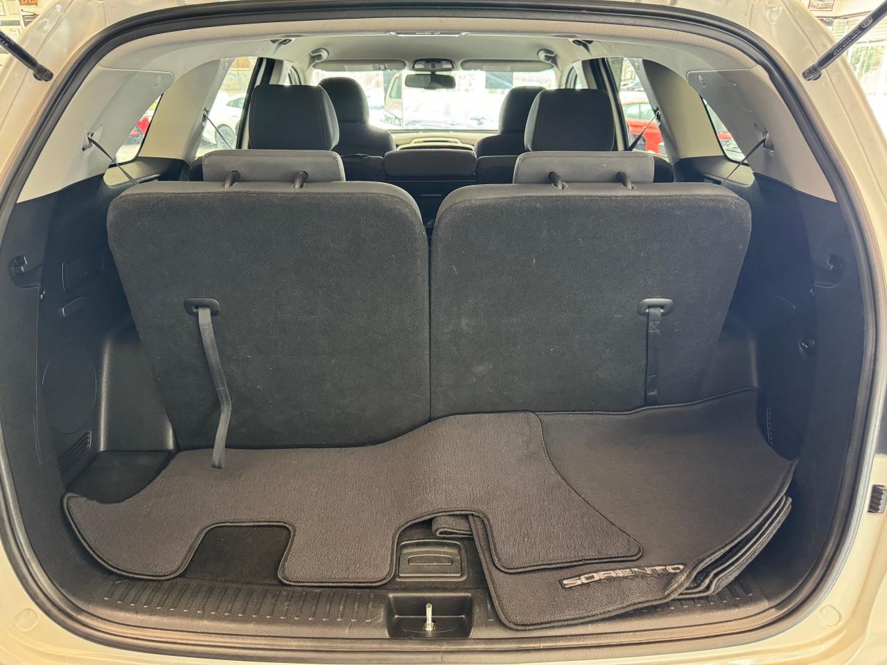 2018 Kia Sorento LX AWD V6 7 Passenger+ApplePlay+BSM+Heated Seats - Photo #26