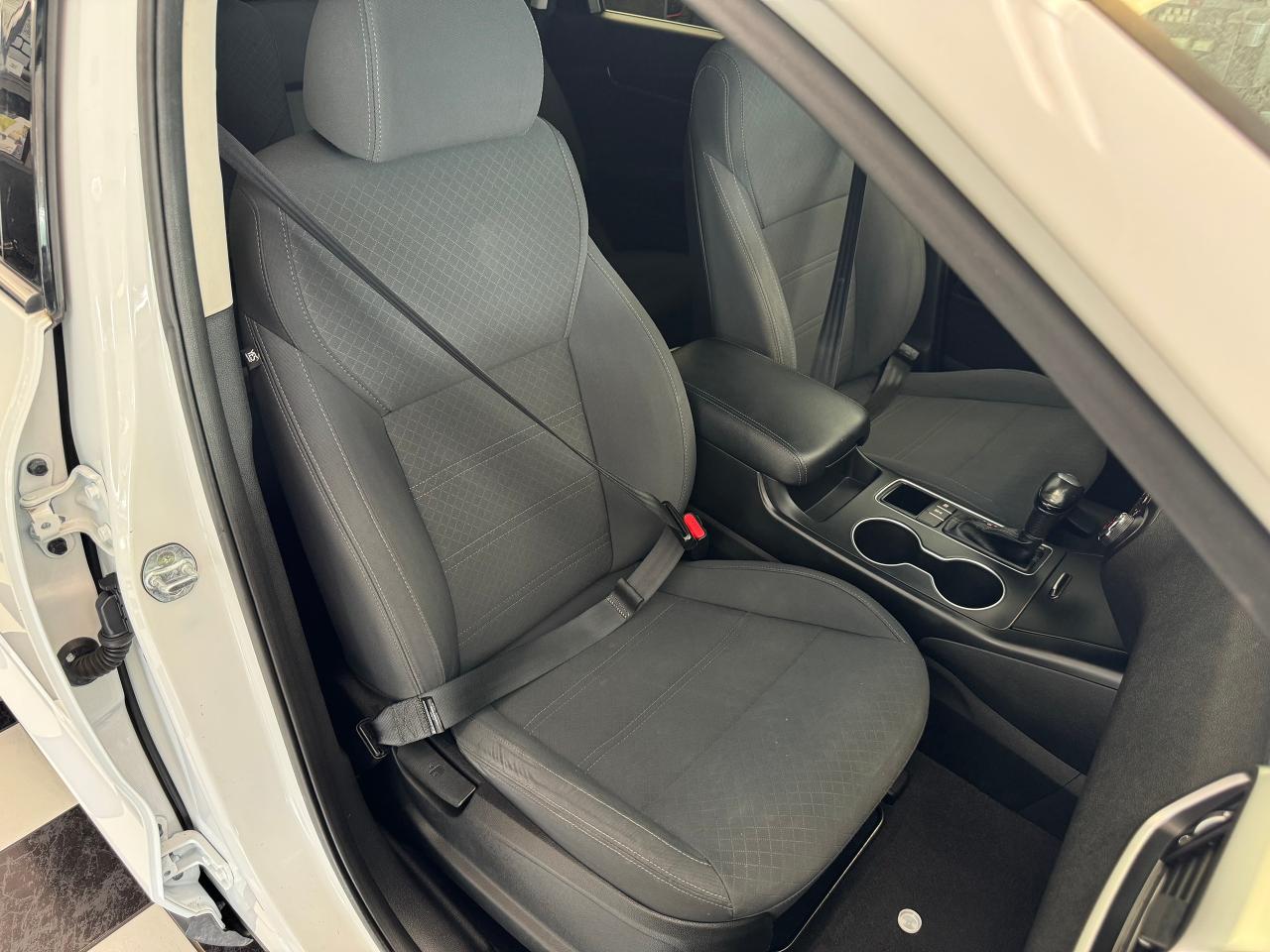 2018 Kia Sorento LX AWD V6 7 Passenger+ApplePlay+BSM+Heated Seats - Photo #23