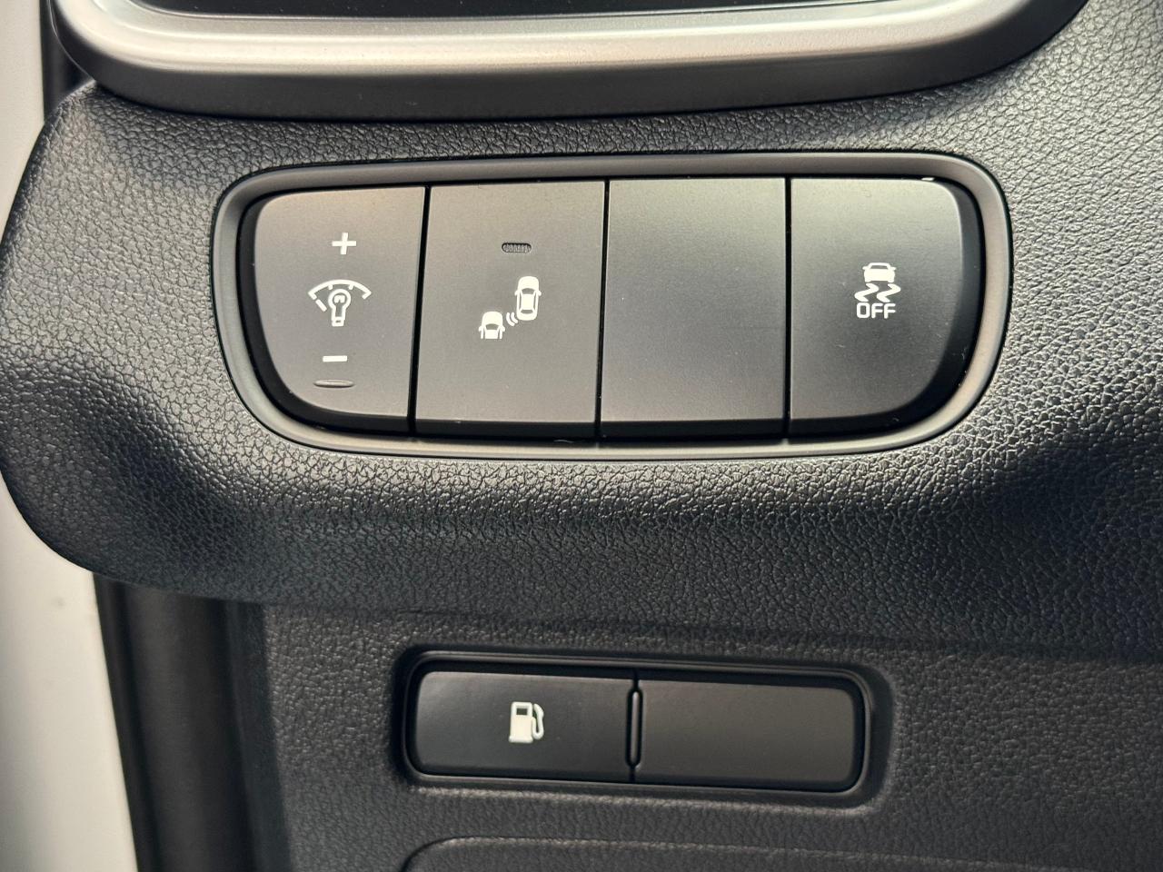 2018 Kia Sorento LX AWD V6 7 Passenger+ApplePlay+BSM+Heated Seats Photo110