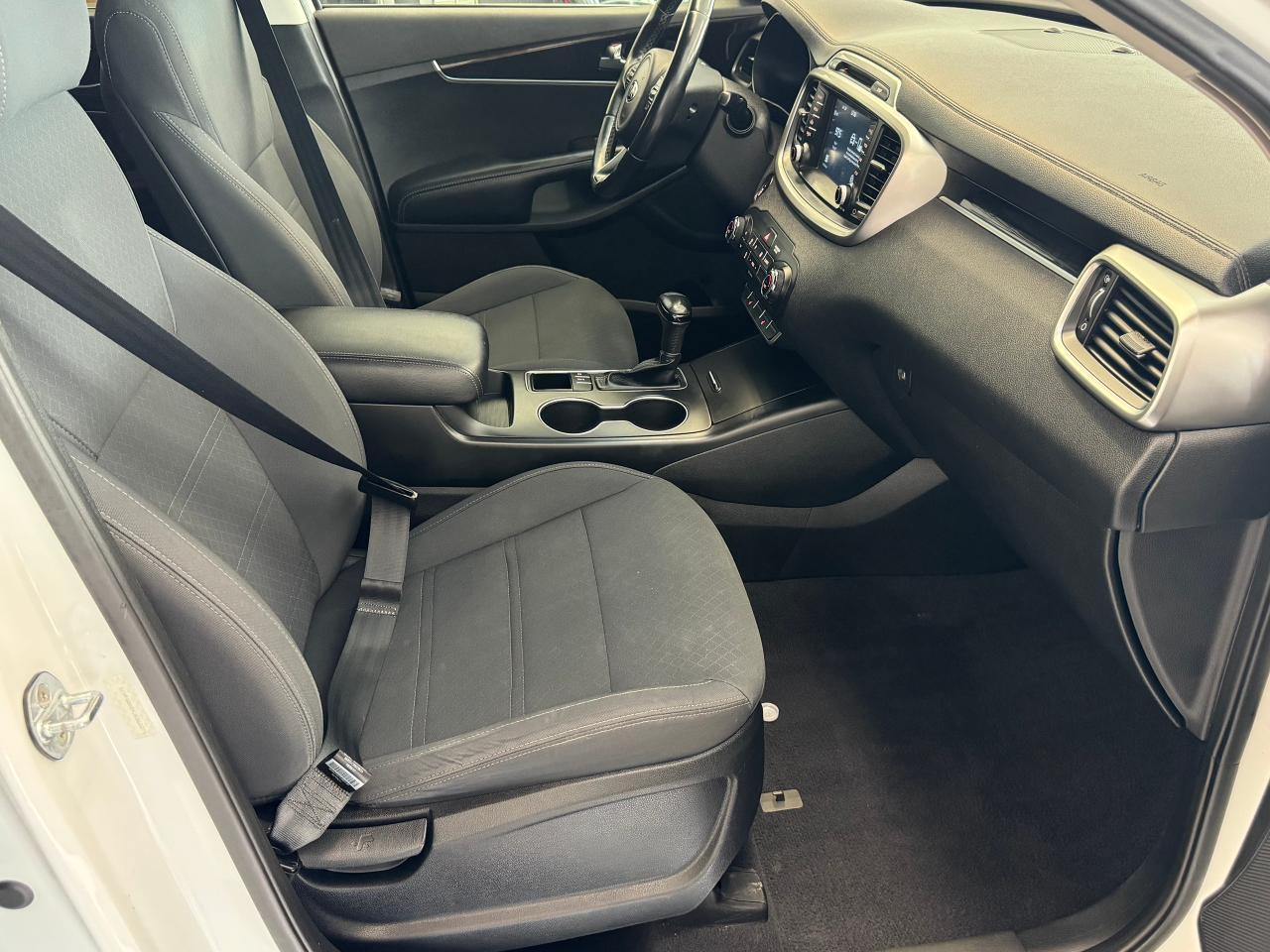 2018 Kia Sorento LX AWD V6 7 Passenger+ApplePlay+BSM+Heated Seats - Photo #22