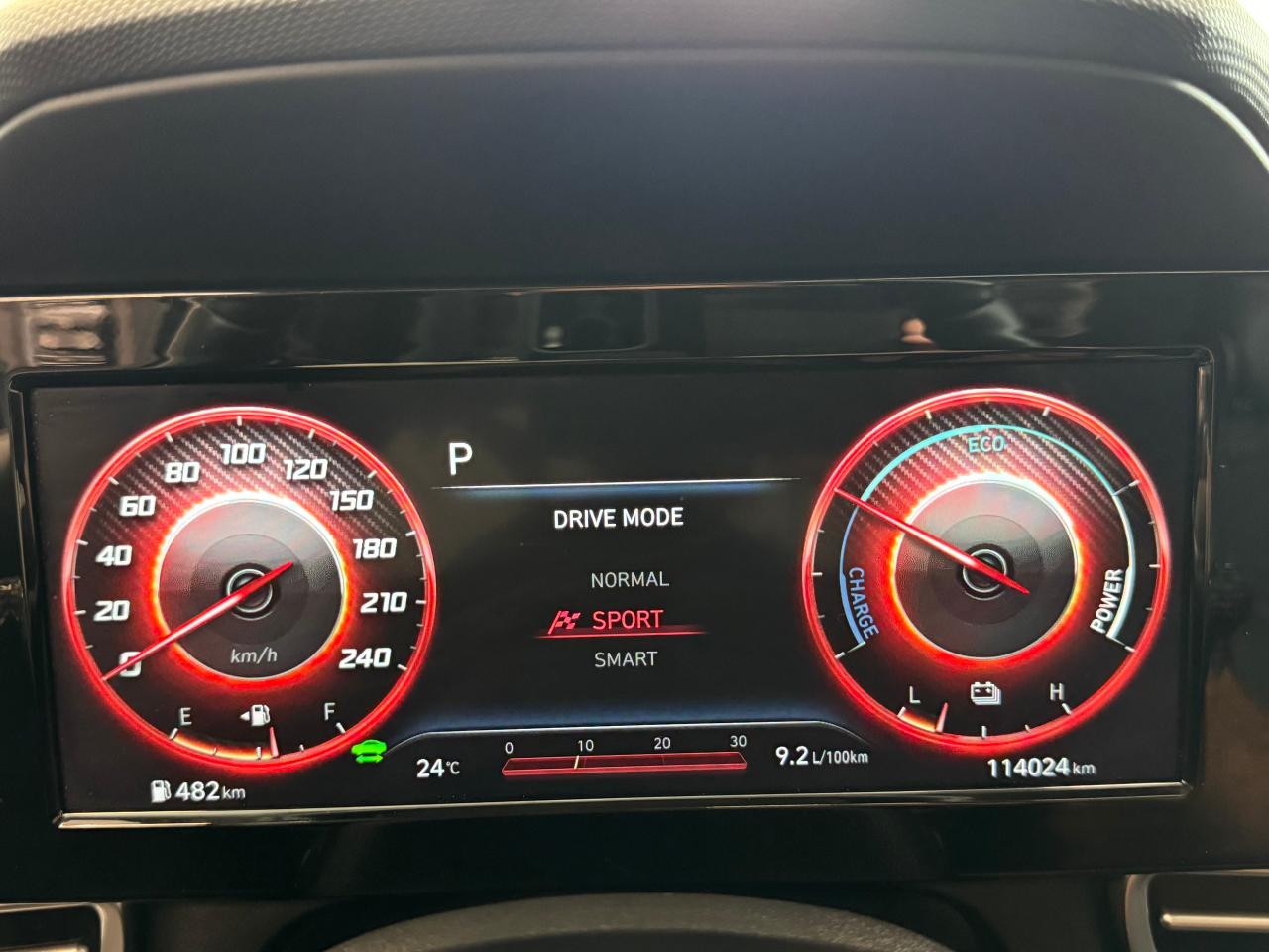 2022 Hyundai Elantra Hybrid ULTIMATE+Roof+Heated Leather+CLEAN CARFAX - Photo #20