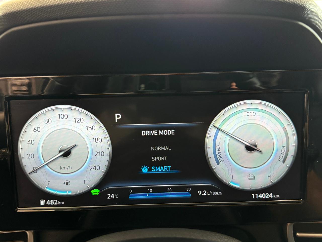 2022 Hyundai Elantra Hybrid ULTIMATE+Roof+Heated Leather+CLEAN CARFAX - Photo #19
