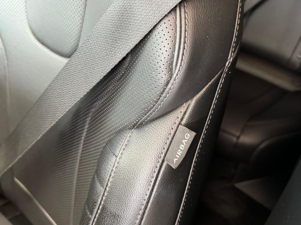 2022 Hyundai Elantra Hybrid ULTIMATE+Roof+Heated Leather+CLEAN CARFAX - Photo #47