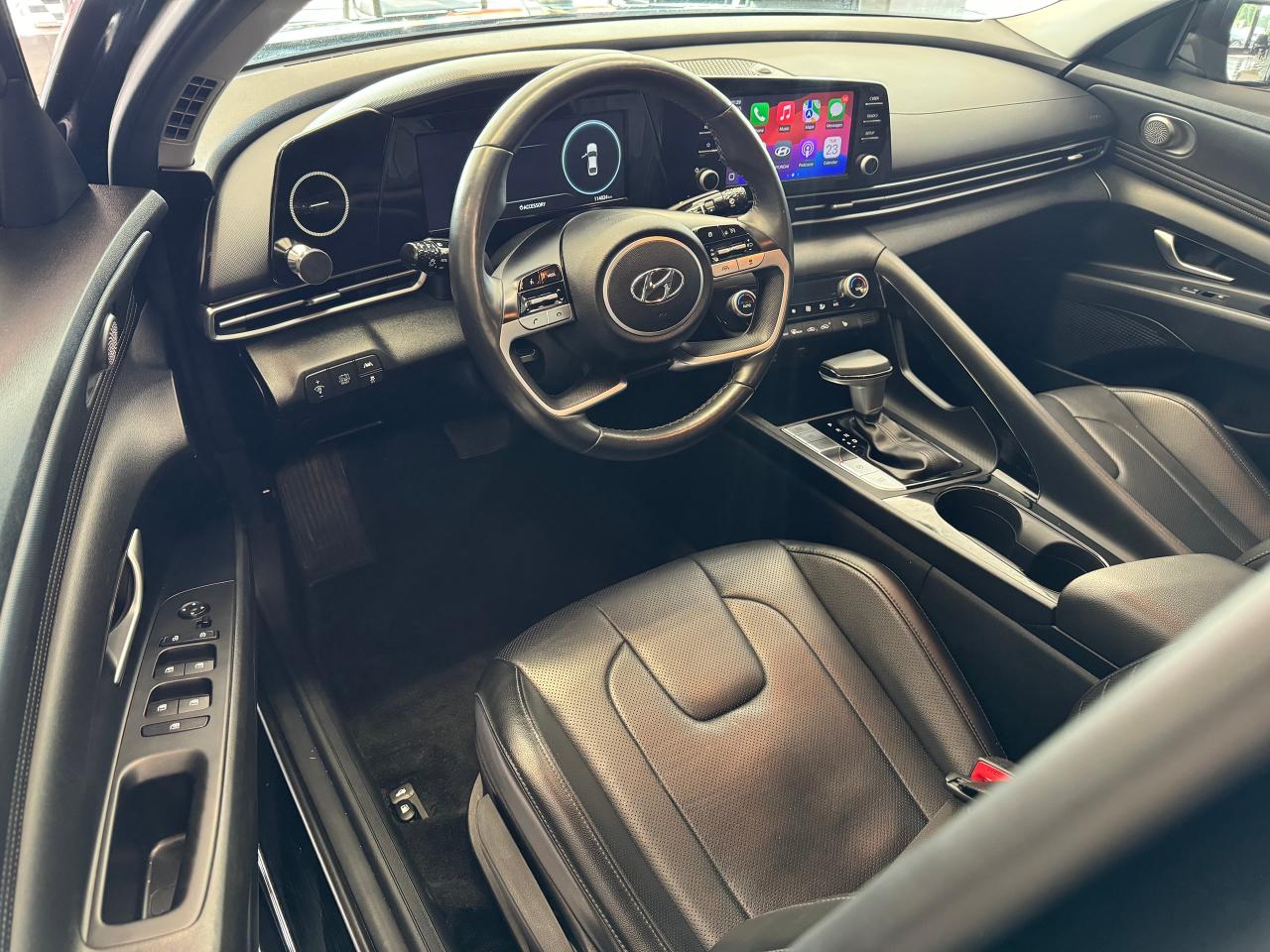 2022 Hyundai Elantra Hybrid ULTIMATE+Roof+Heated Leather+CLEAN CARFAX - Photo #22