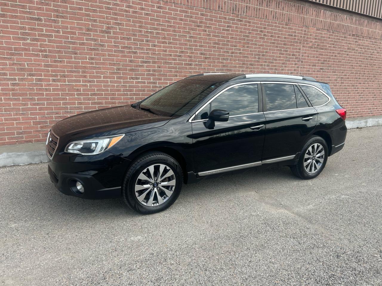 2017 Subaru Outback 3.6R Touring - Photo #1