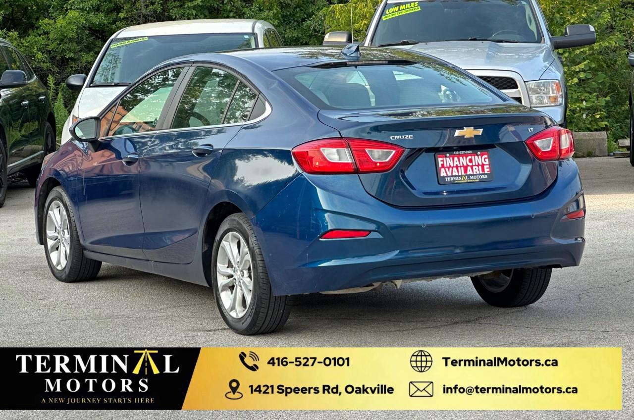 2019 Chevrolet Cruze LT Photo3