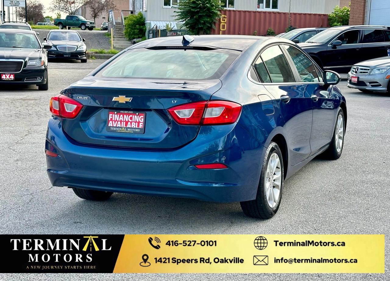 2019 Chevrolet Cruze LT Photo4