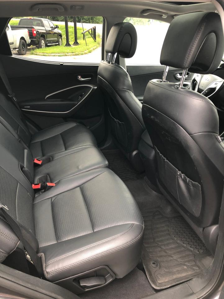 2015 Hyundai Santa Fe Sport AWD 4dr 2.4L Luxury - Photo #10