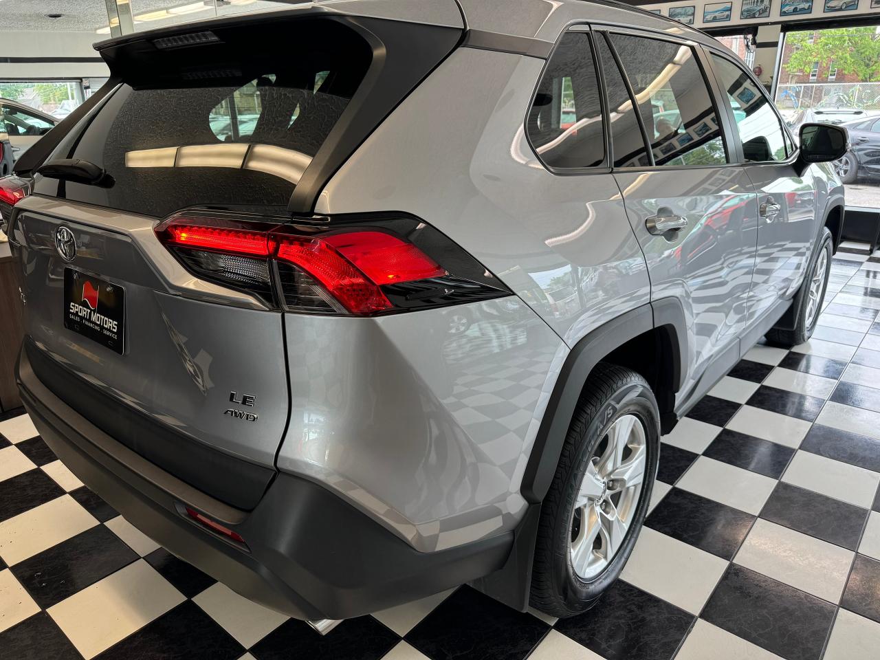 2019 Toyota RAV4 LE AWD+New Tires+Brakes+AdaptiveCruise+CleanCarfax - Photo #42