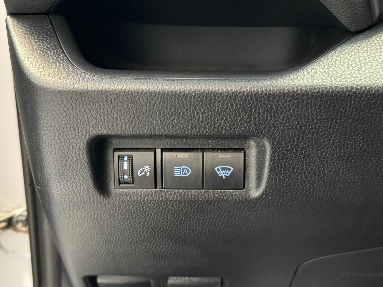 2019 Toyota RAV4 LE AWD+New Tires+Brakes+AdaptiveCruise+CleanCarfax - Photo #51