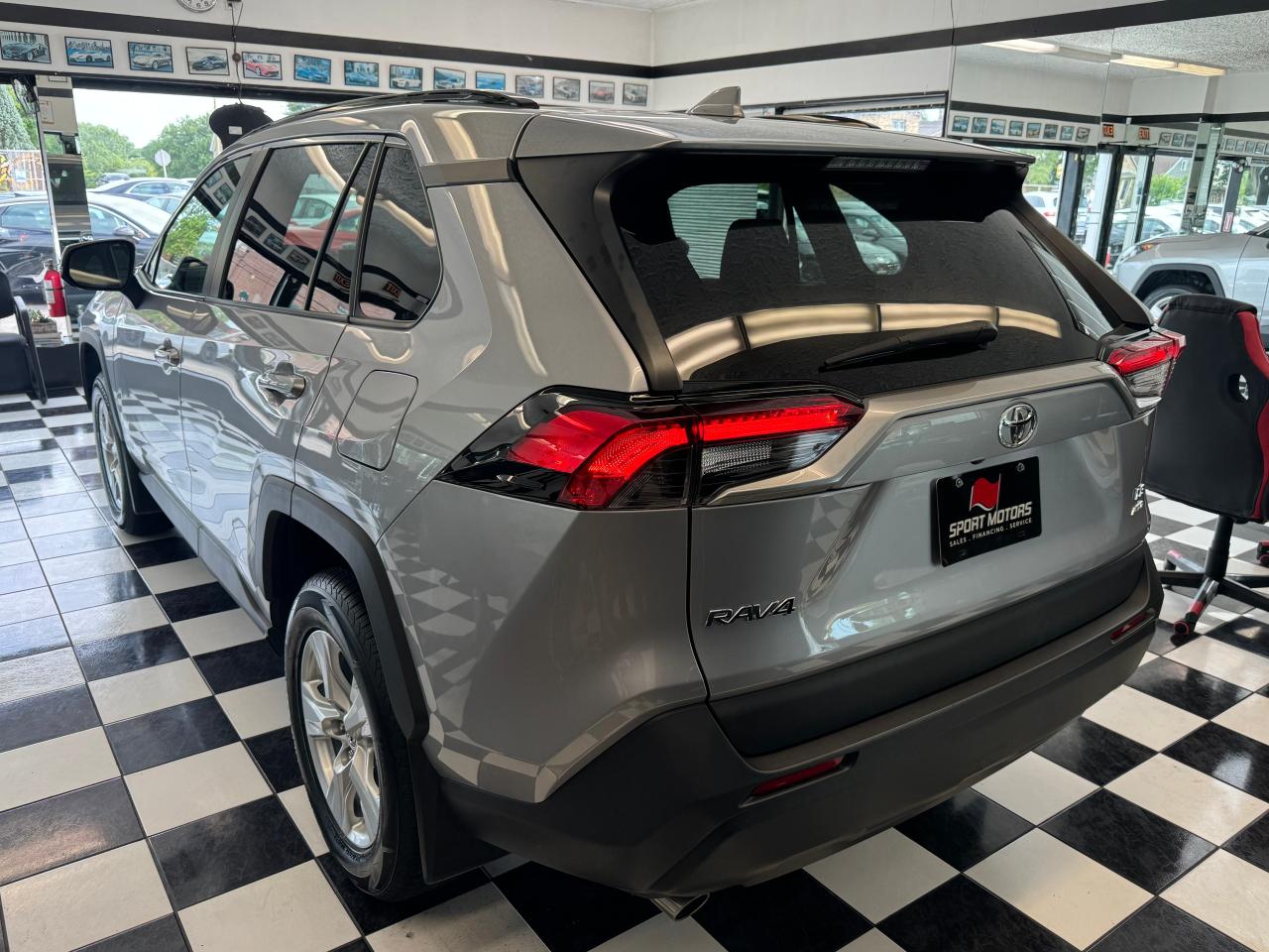 2019 Toyota RAV4 LE AWD+New Tires+Brakes+AdaptiveCruise+CleanCarfax - Photo #6