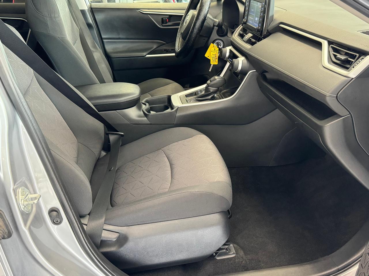 2019 Toyota RAV4 LE AWD+New Tires+Brakes+AdaptiveCruise+CleanCarfax - Photo #23