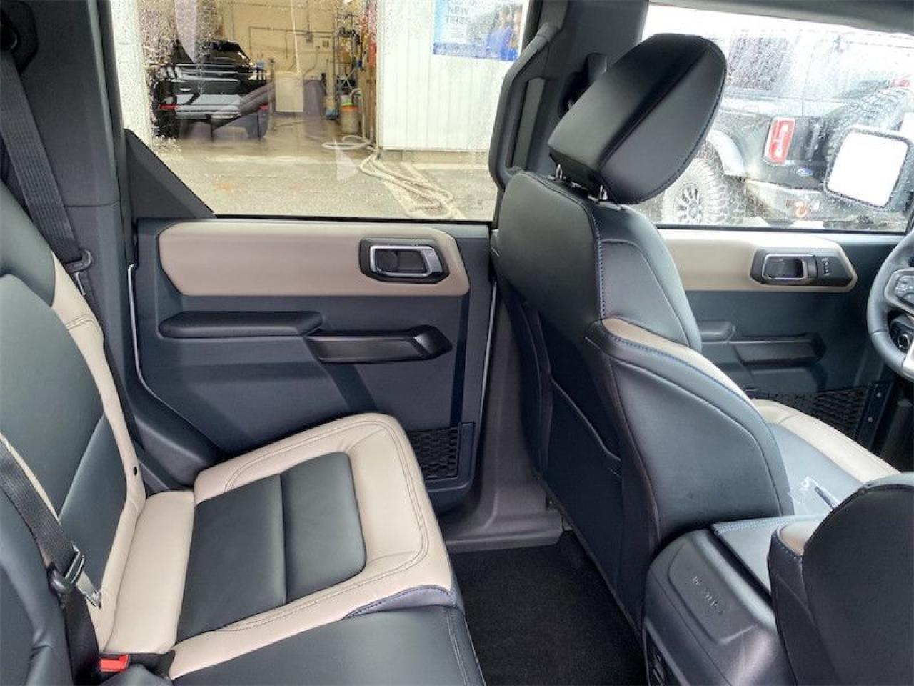 2024 Ford Bronco Wildtrak  - Leather Seats Photo5
