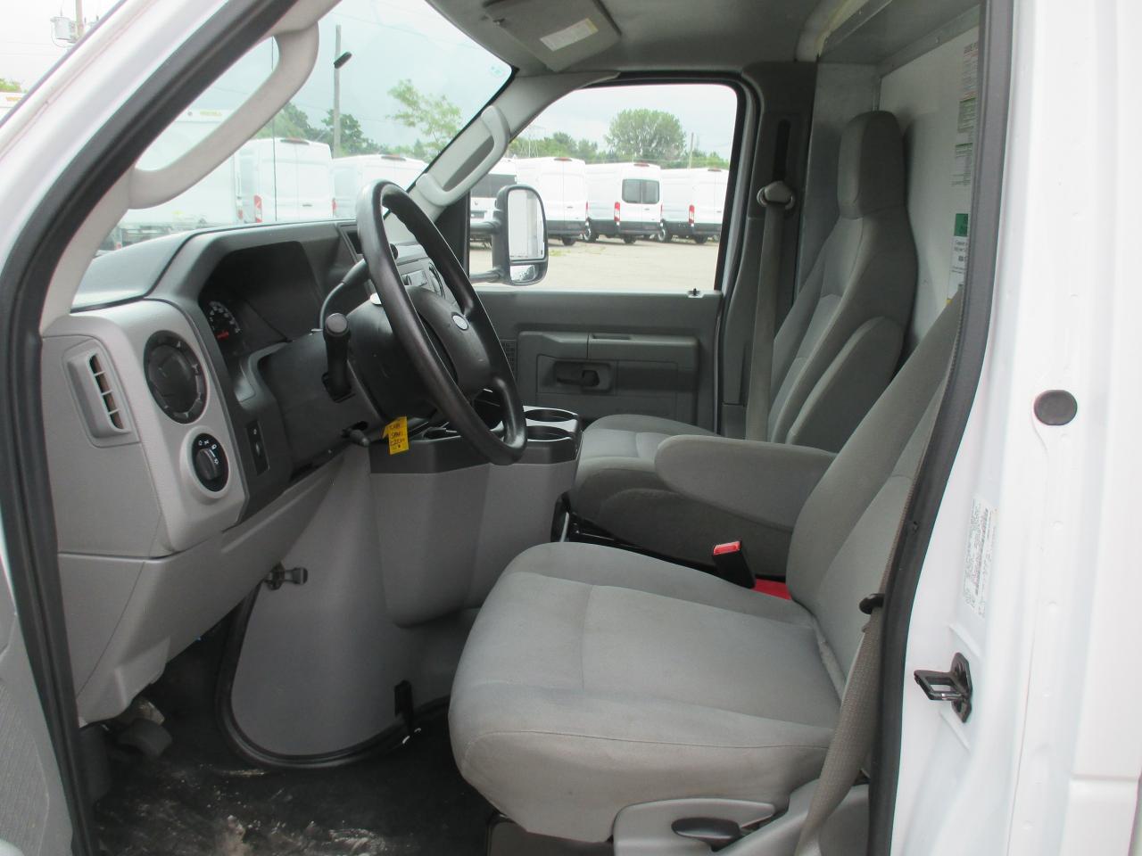 2019 Ford E450 E-450 DRW 176" WB - Photo #11