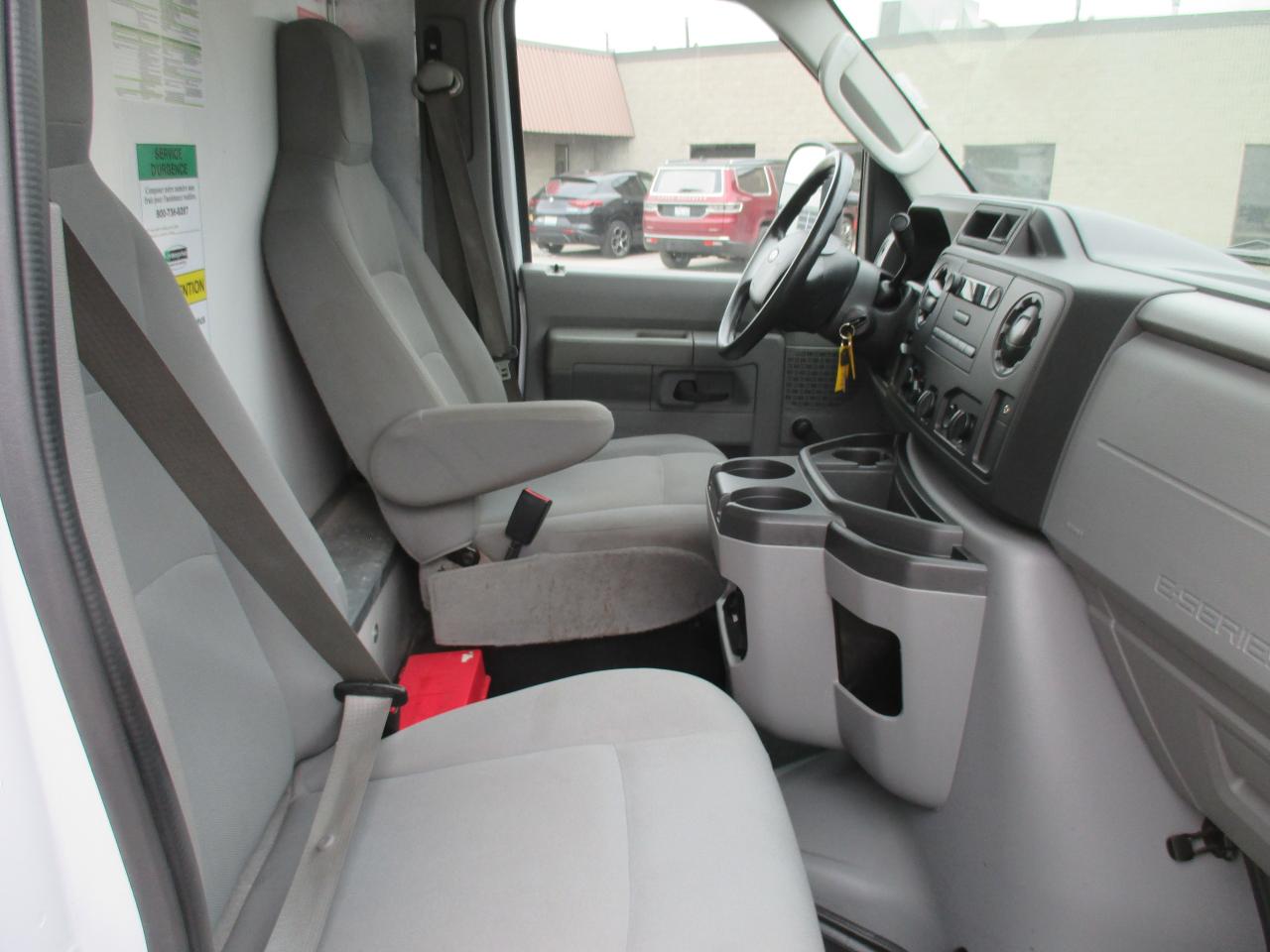 2019 Ford E450 E-450 DRW 176" WB - Photo #8