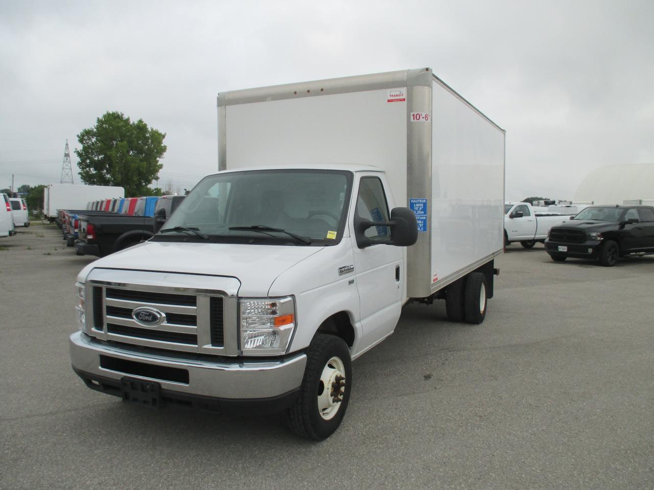 2019 Ford E450 E-450 DRW 176" WB - Photo #2
