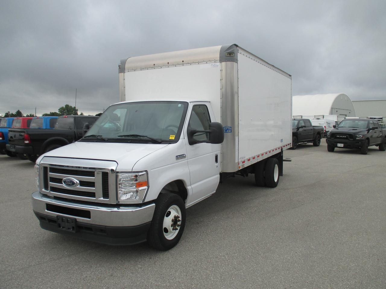 2021 Ford E450 E-450 DRW 176" WB - Photo #2