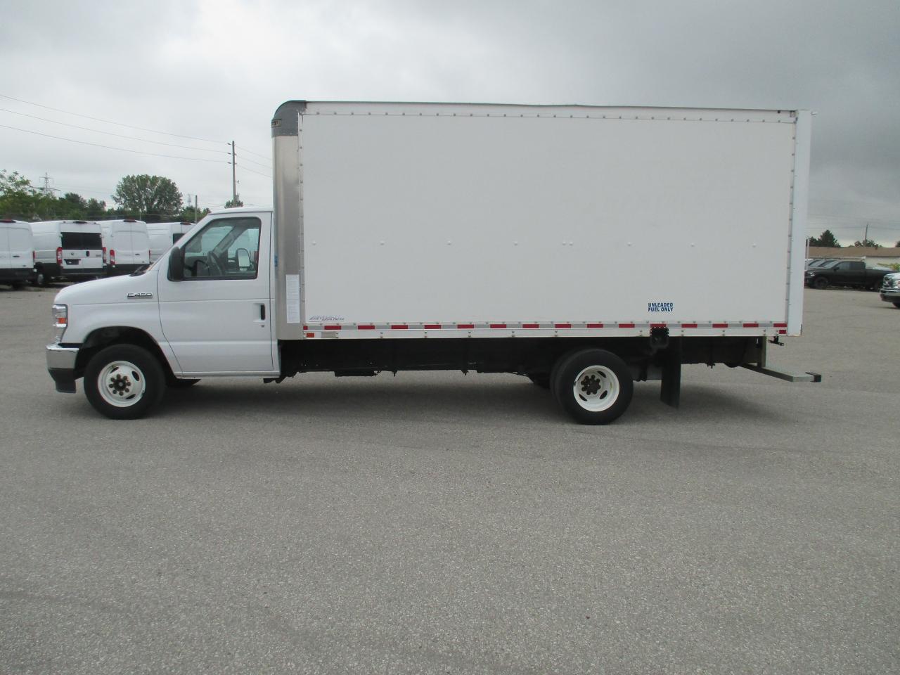 2021 Ford E450 E-450 DRW 176" WB - Photo #1