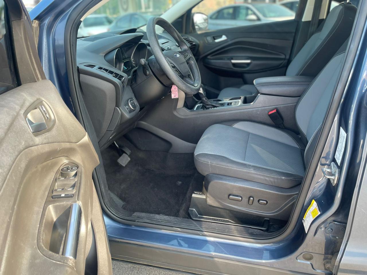 2018 Ford Escape SE N0 ACCIDENT CAMERA NEW TIRES REMOTE START - Photo #16