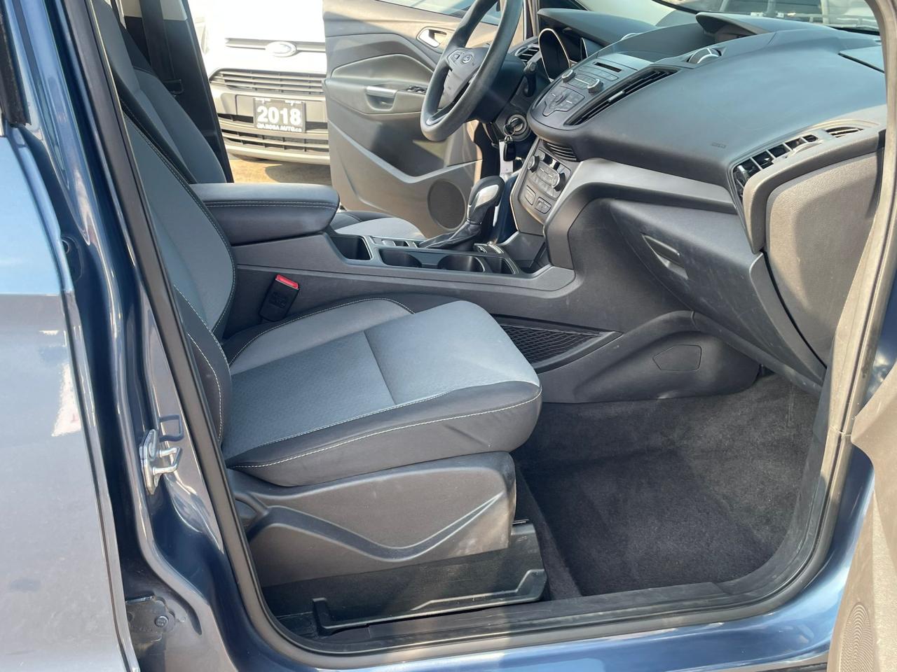 2018 Ford Escape SE N0 ACCIDENT CAMERA NEW TIRES REMOTE START - Photo #19