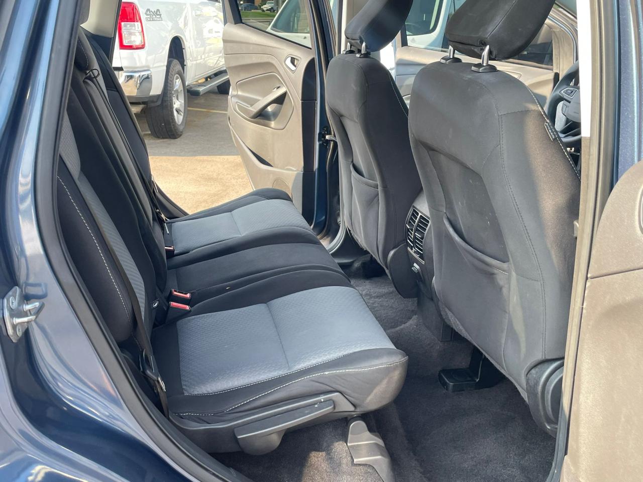 2018 Ford Escape SE N0 ACCIDENT CAMERA NEW TIRES REMOTE START - Photo #18