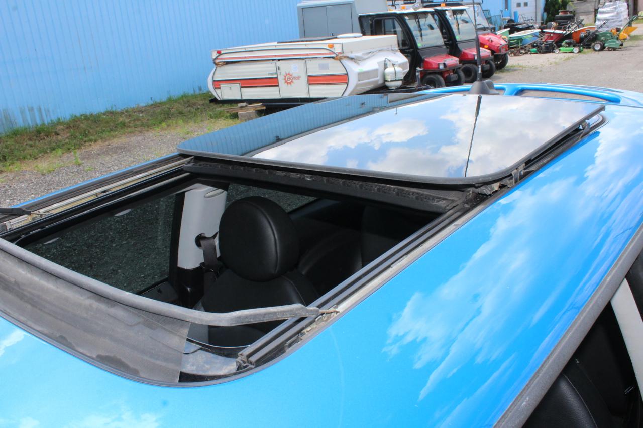 2009 MINI Cooper  Photo