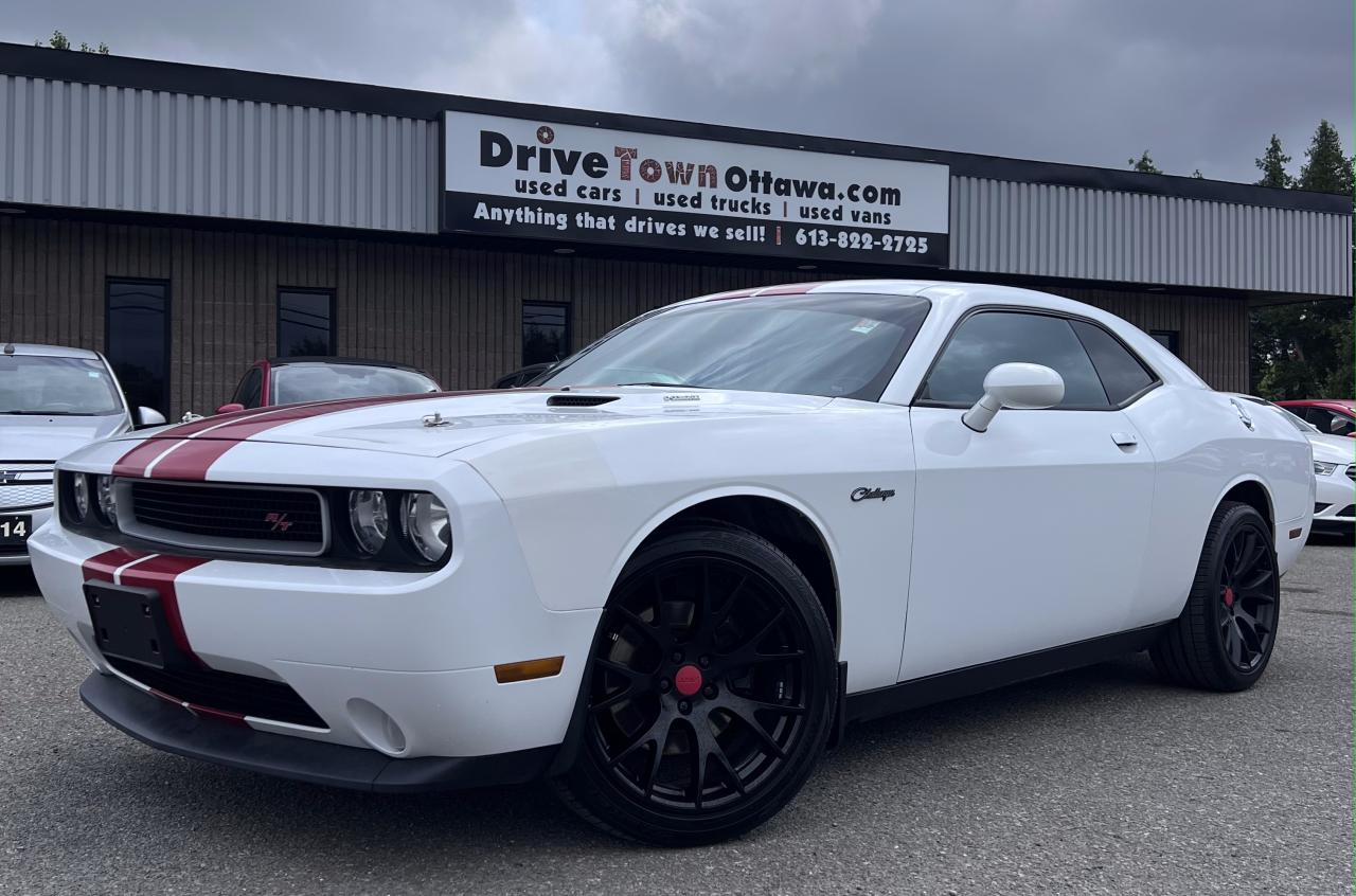 Used 2013 Dodge Challenger 2dr Cpe R/T Classic for sale in Ottawa, ON