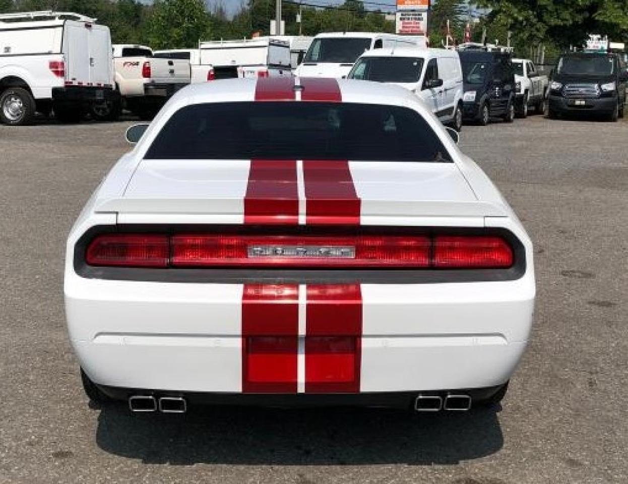 2013 Dodge Challenger 2dr Cpe R/T Classic - Photo #4